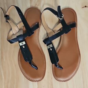 Tommy Hilfiger Black Leather T-Strap Sandals with Tan Footbed